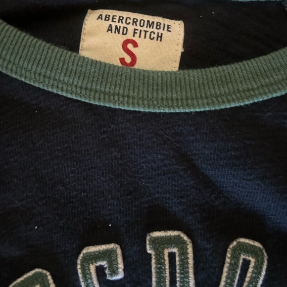 I am selling a kids size Ambercombie shirt with no stains and barely worn. - Picture 2 of 5